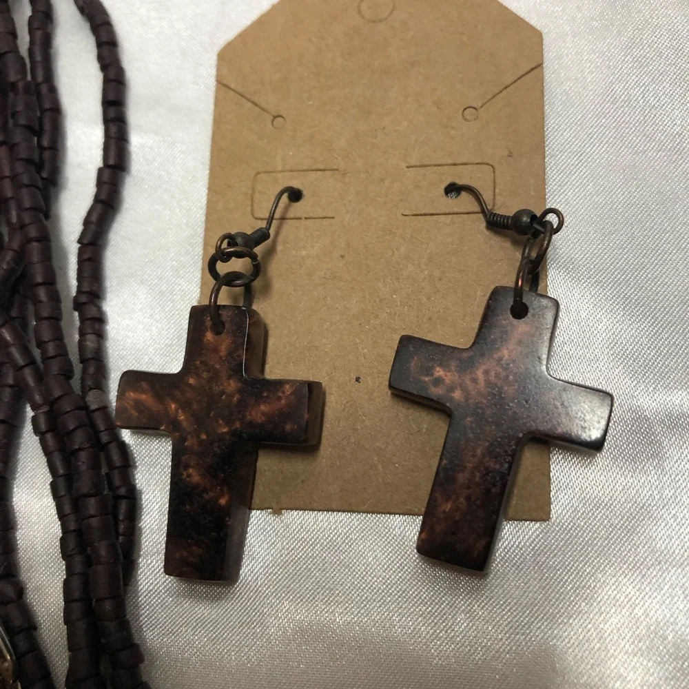 Tiger’s Eye Costume Fashion Brown and Silver Cross Necklace and Earring Set. New